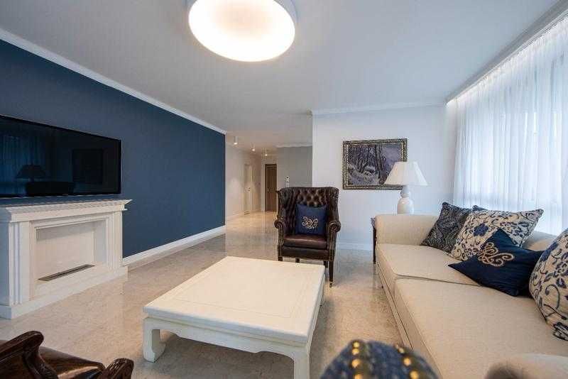 Продава се Четиристаен апартамент в София, Гео Милев - 110 кв.м за 1882 €/кв.м - Снимка #1