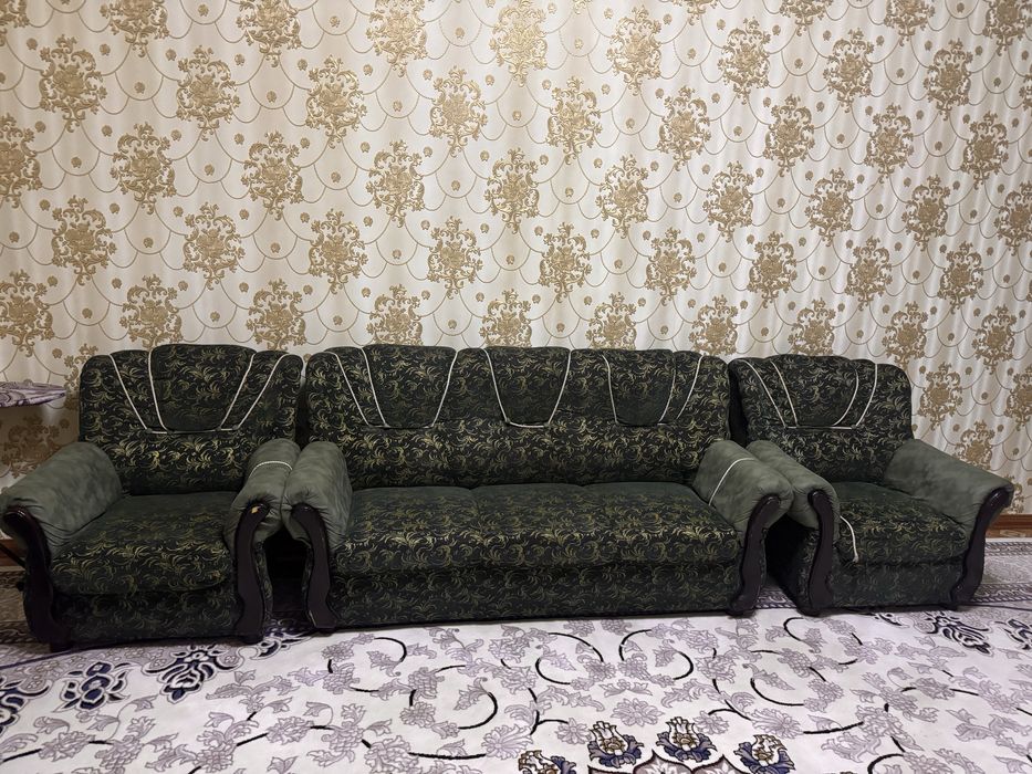 Диван в отличном состоянии