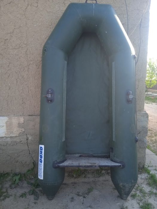 Моторная лодка бу