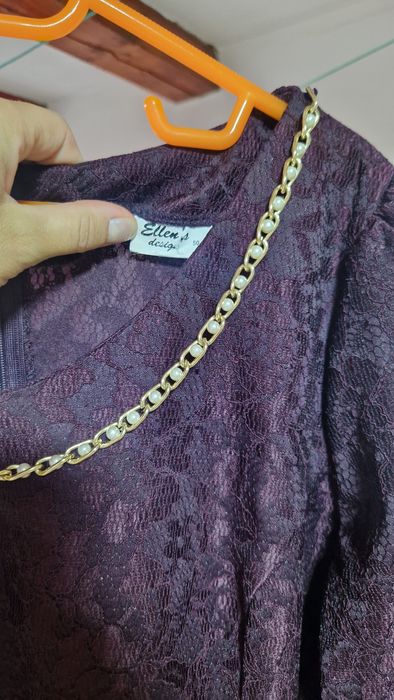 Trei rochițe purtate o singura dată