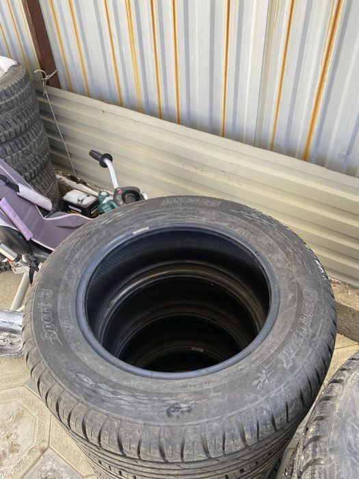 Продам шины почти новые