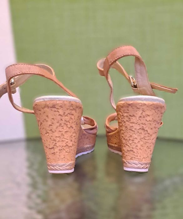 Sandale cu platformă din piele, mărimea 37, Coty Noir