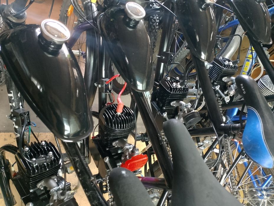 Колело със чисто нов двигател 80 и 100