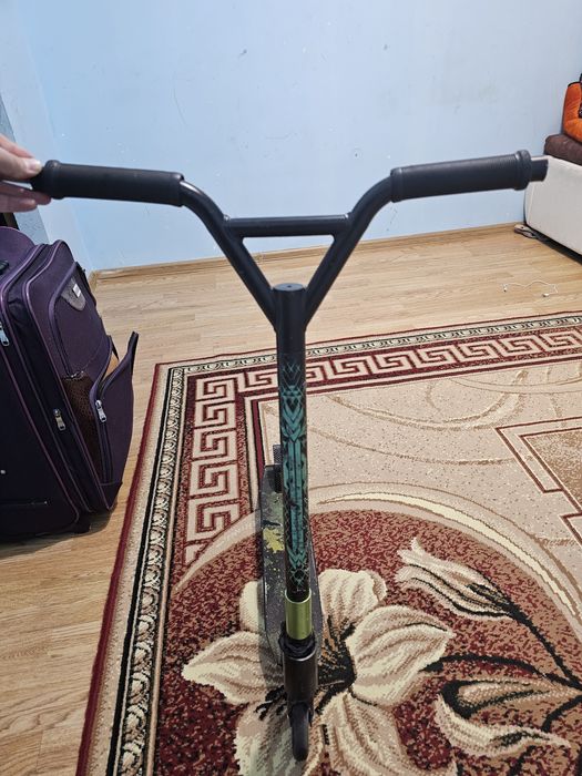 Самокат трюкавой