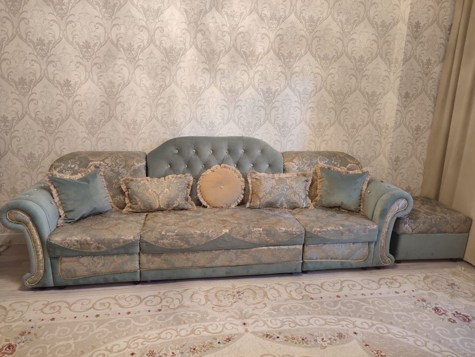 Диван в гостиную