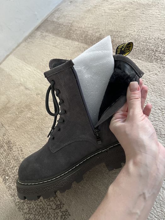 Ботинки зимние, новые