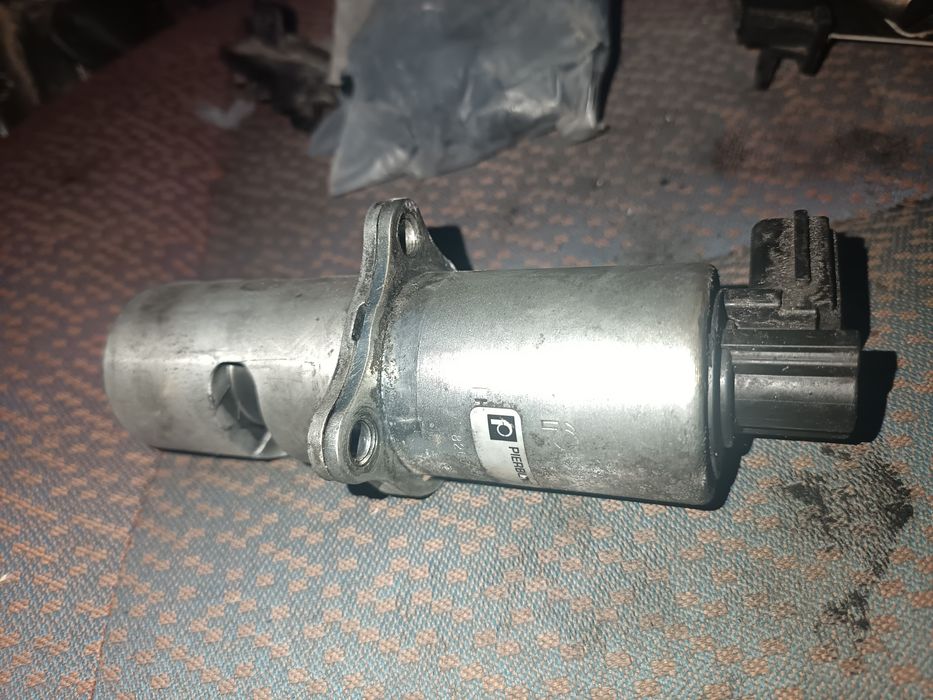 EGR  клапан Рено 1.9dci, 2.2dci