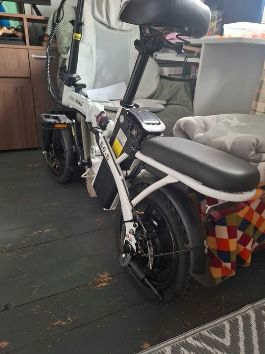 Електрически скутер