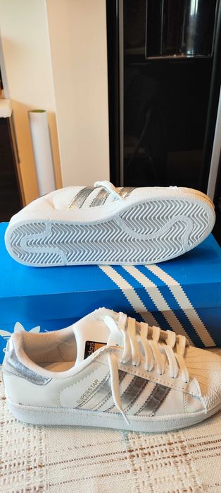 Adidas маратонки