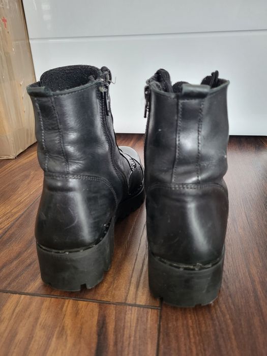 Ghete Benvenuti din piele, marimea 38