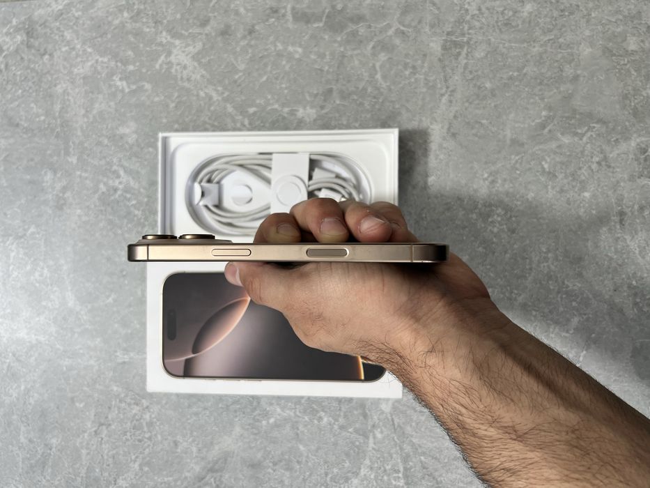 iPhone 16 Pro 256GB Desert Titanium