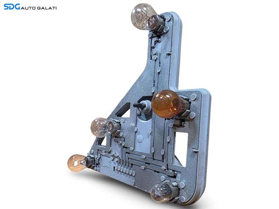 Soclu Suport Bec Becuri pentru Stop Lampa Tripla Dreapta Mercedes Clasa C Class W203 2001 - 2007 [N5922]
