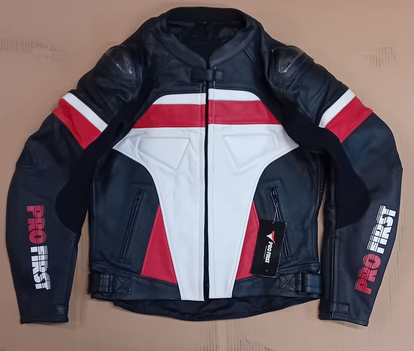 Geaca motor din piele cu protecții