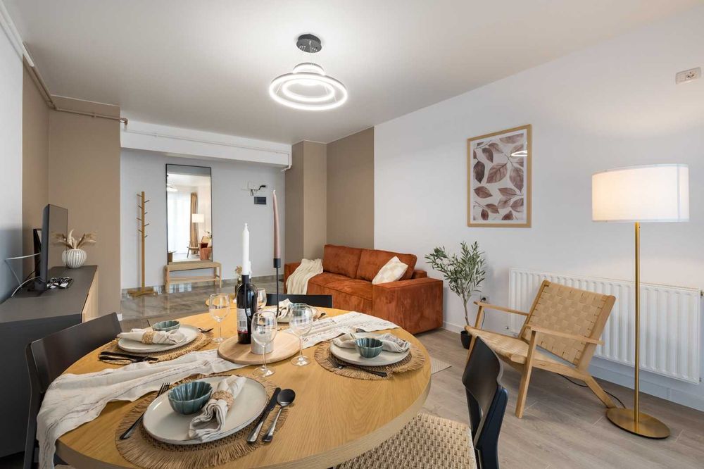 Proprietar, închiriez apartament cu 2 camere – Central Address Residence