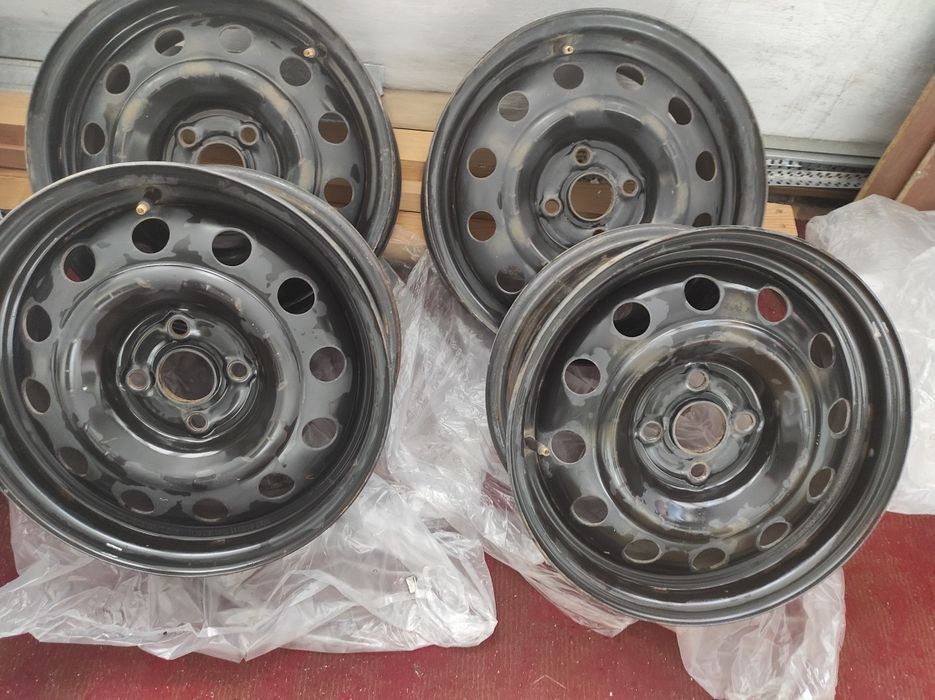 Диски оригинал киа Рио саляарис пайдот ровно диски все калапаки есть о