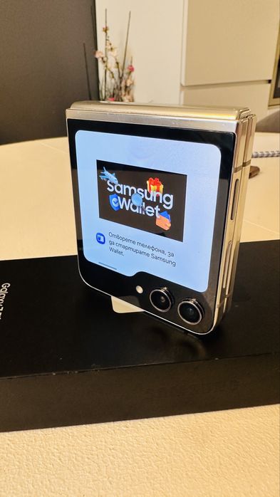 Samsung Galaxy z Flip 5 512