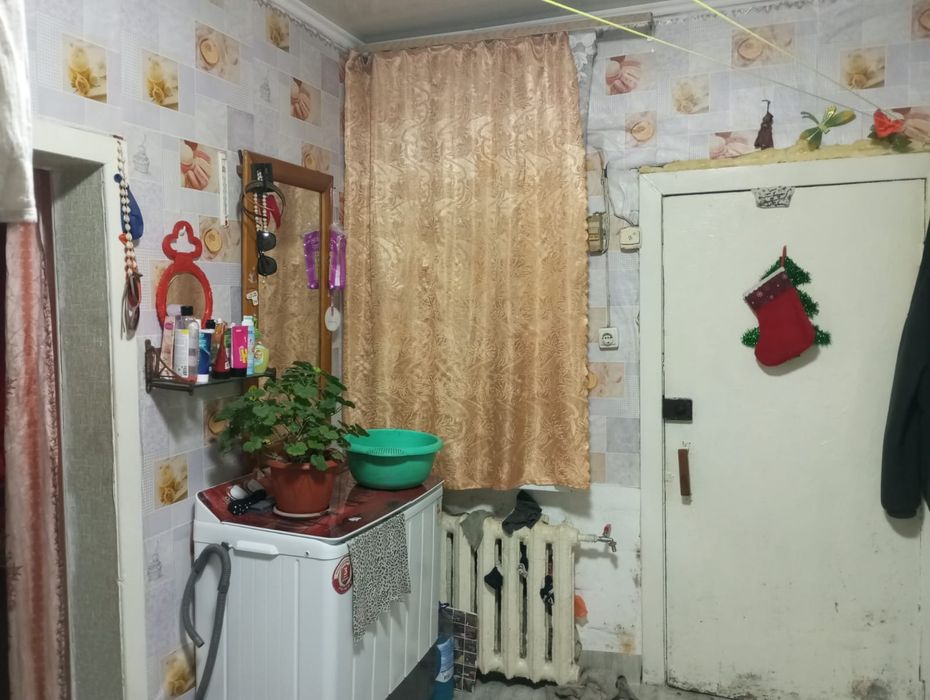 Продам квартиру барачного типа
