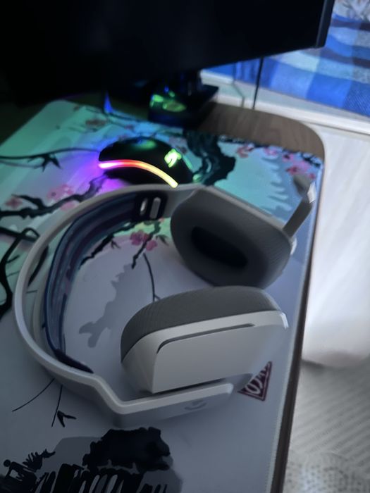 Logitech G733 LightSpeed белый