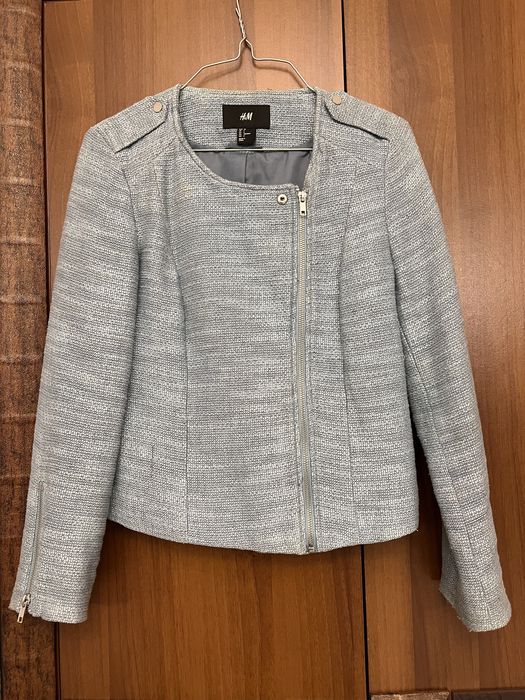 Продается костюм ветровка