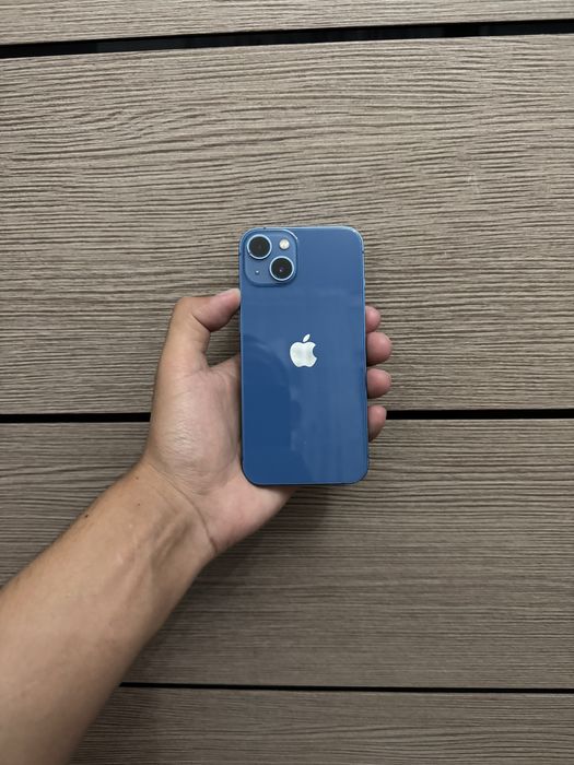 Айфон 13 с коробкой