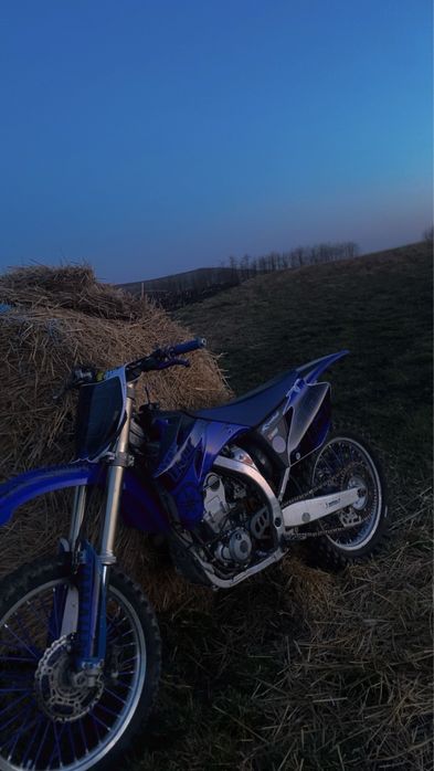 Cross yamaha yzf 250