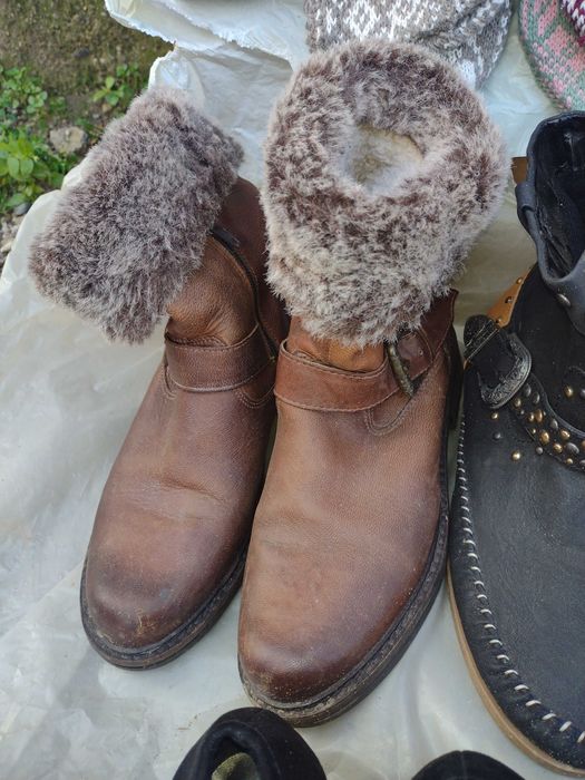 Къси боти с пух кафяв цвят