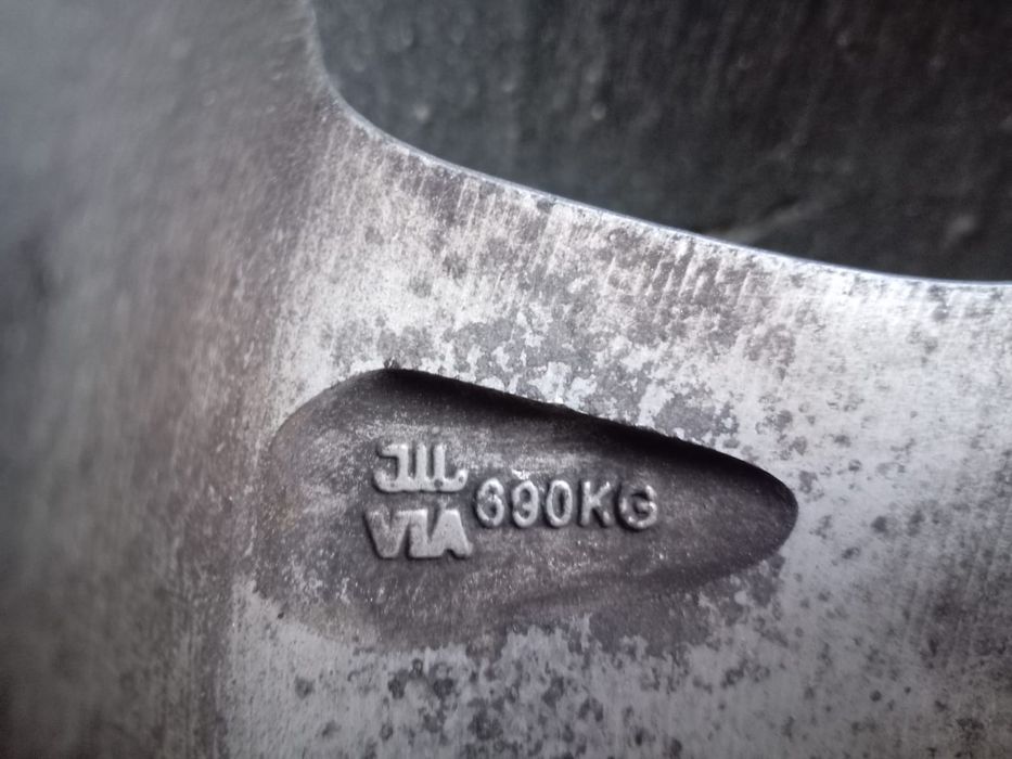 Принимаем б/у Шины Любых размеров