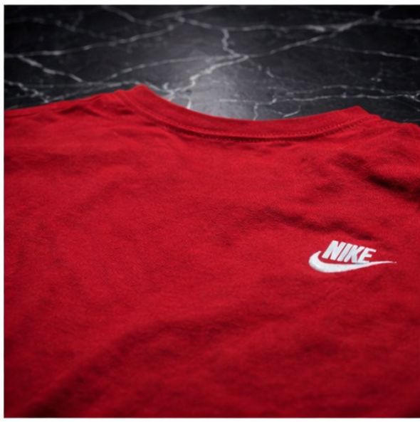 Nike – Tricou Roșu NOU | Original