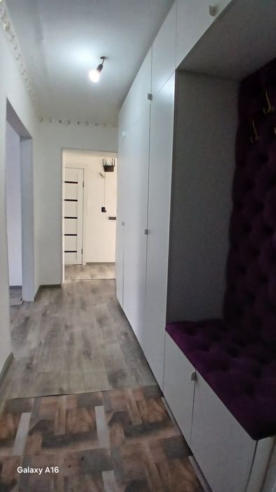 Продам 2 комнатную квартиру.