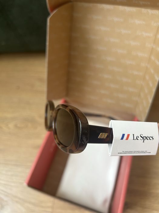 Слънчеви очила Le Specs Outta Love - TORT GREEN MONO