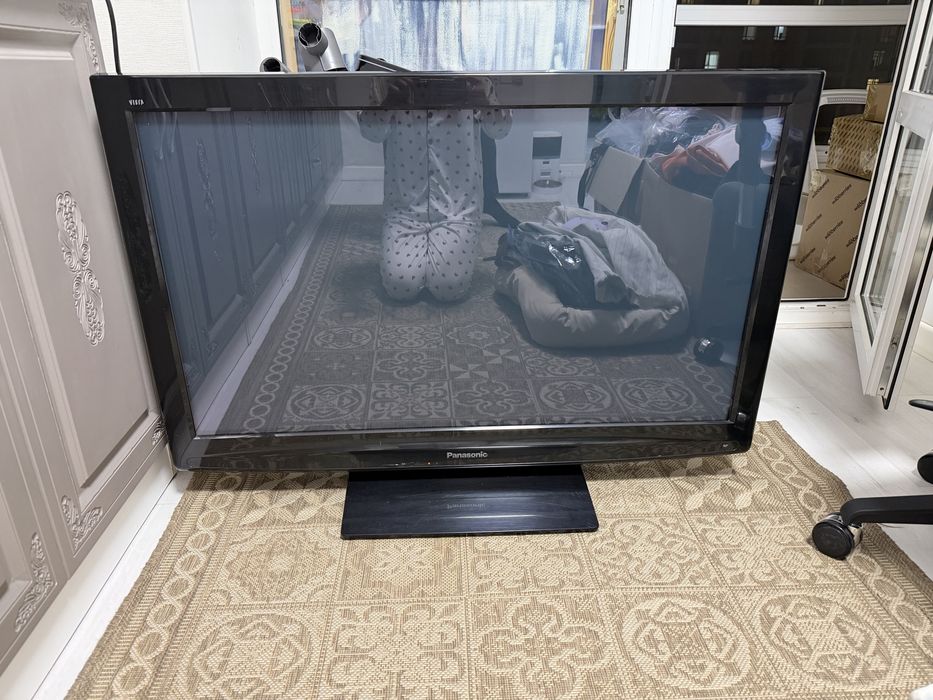 Телевизор panasonic