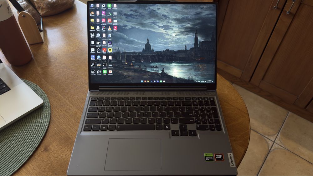 Laptop lenovo legion slim 5