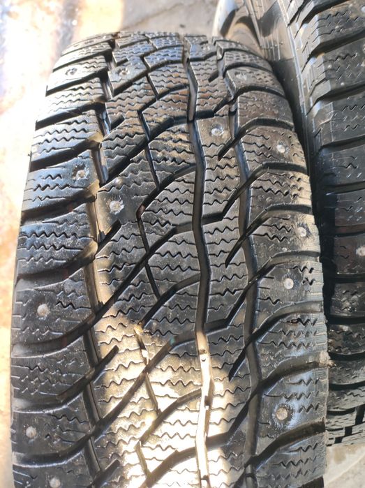 Шипованные шины Viatti