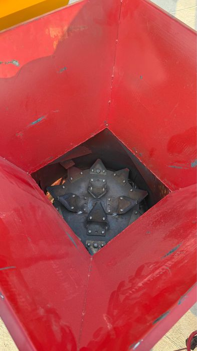 Дробилка для зерна для сено 3в1