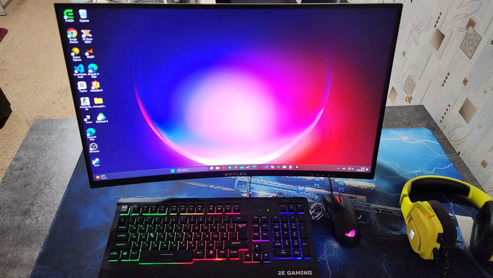 Игровой ПК i3-12gen F + RTX 2060 Super стол + стул +