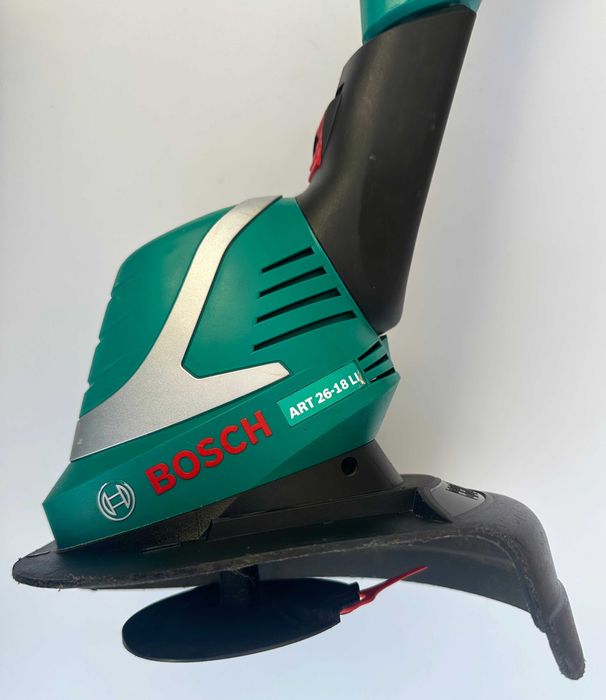 BOSCH ART 26-18 Li - Акумулаторен тример 18V 3.0Ah перфектен!