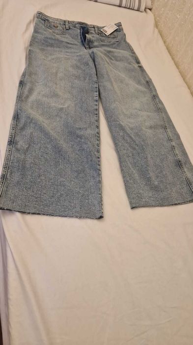 Blugi - Jeansi dama Noi cu eticheta -  Marca H&M, gri/bleau deschis, bumbac 100%, Masura europeana 40