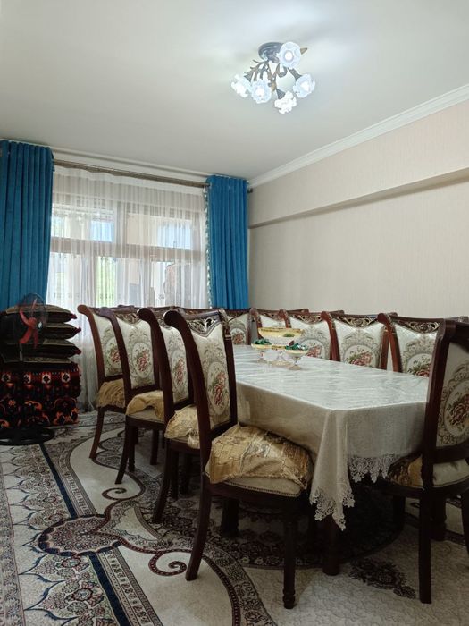 Uy sotiladi. Продается дом.