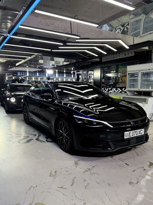 BYD han dual motor 3.9 sekund