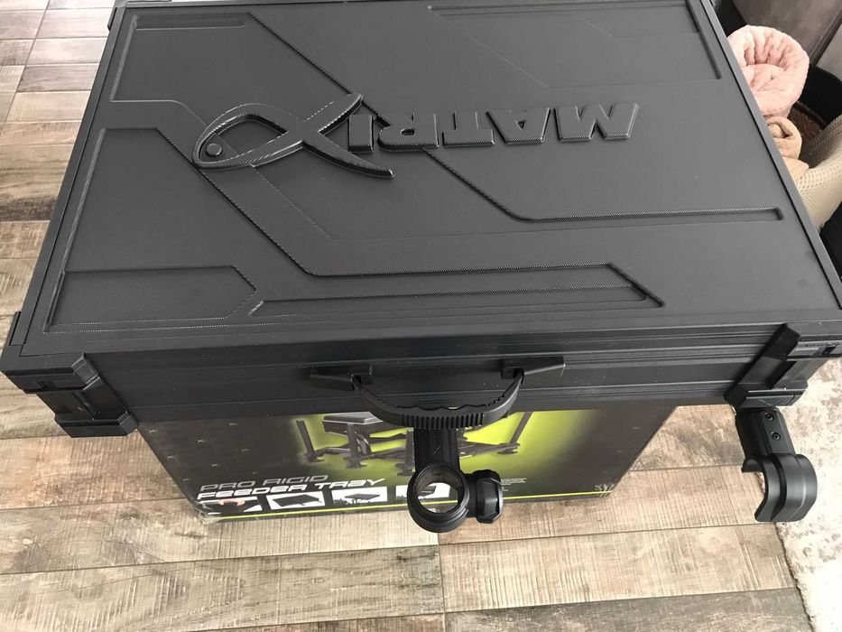 Tava laterala Matrix Pro Rigid Feeder Tray