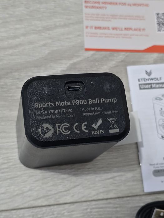 Pompă electrică ETENWOLF pentru mingi cu manometru – Neagră