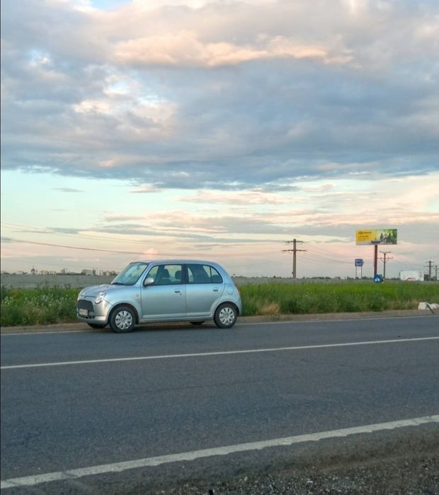 Vand masina mea personala Daihatsu Trevis , origine Japonia, motor ben