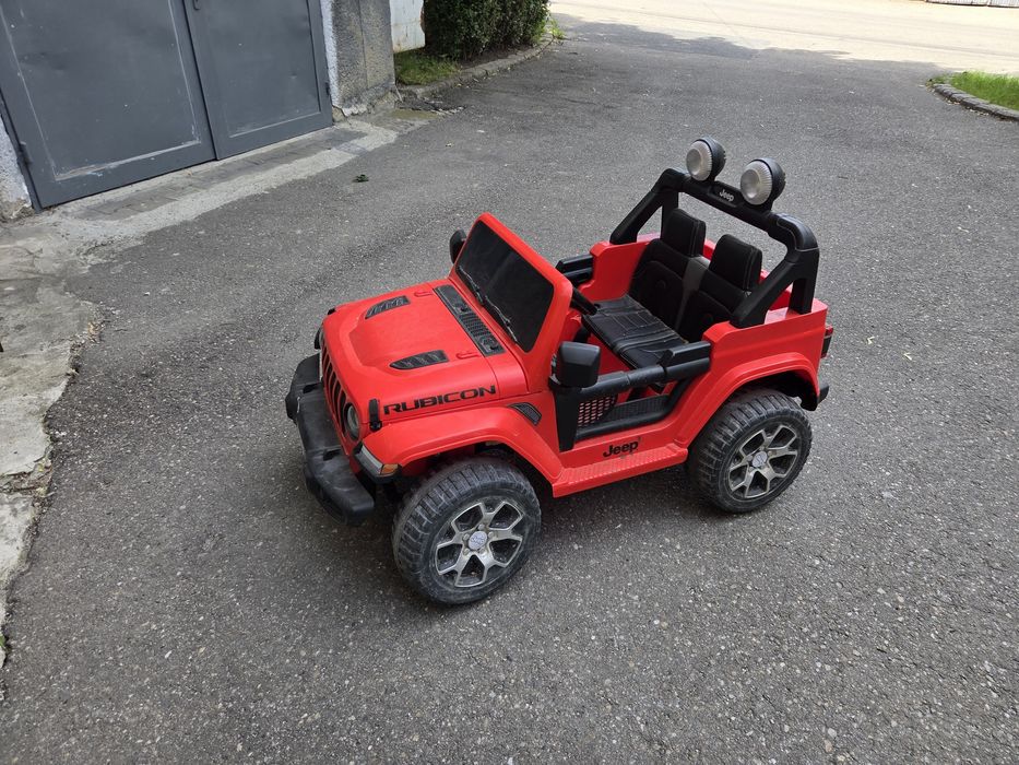 Vand jeep electric pt copii cu telecomanda 4x4