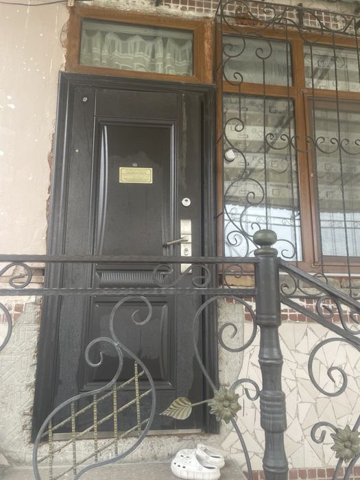 Двери эшик сотилади