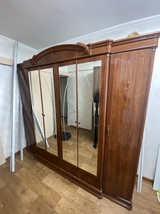 Шкаф в хорошем состоянии