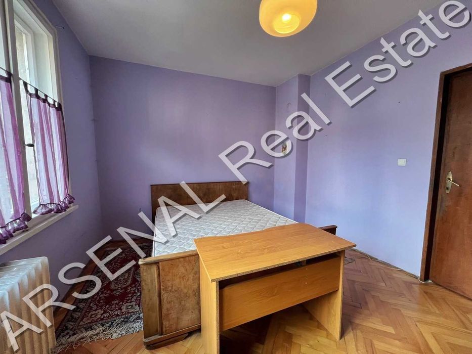 Двустаен апартамент под наем, Център