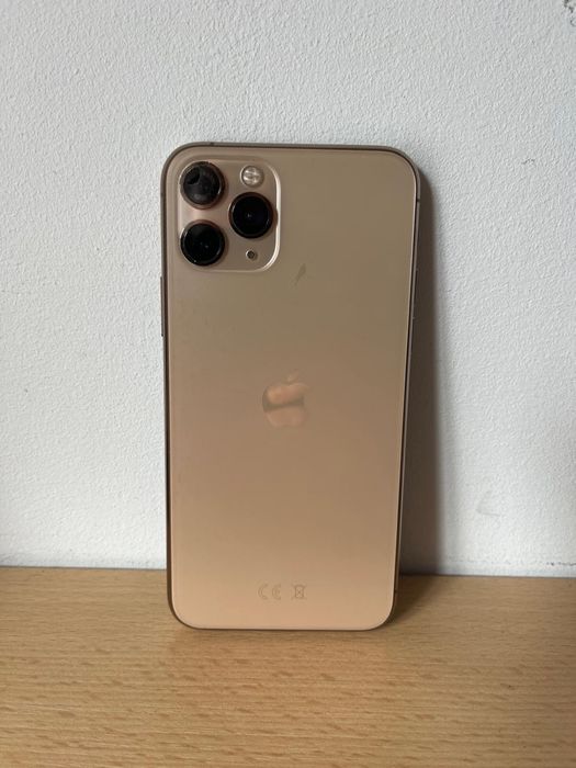 Vand Iphone 11 Pro, 256 Gb , pret avantajos
