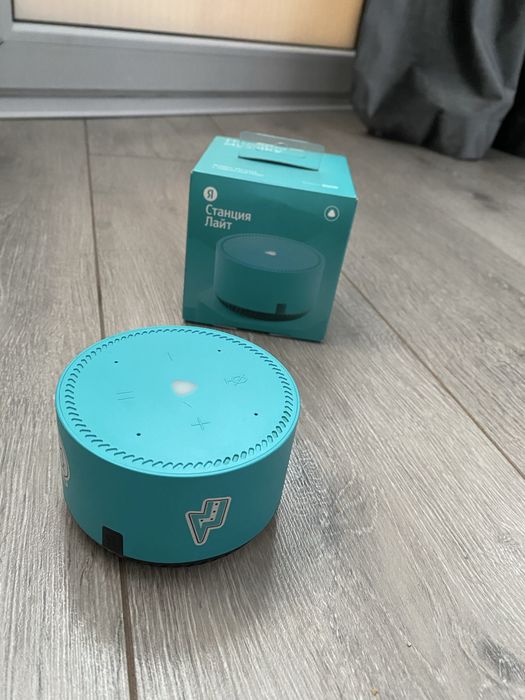 Продам срочно Яндекс Станция лайт