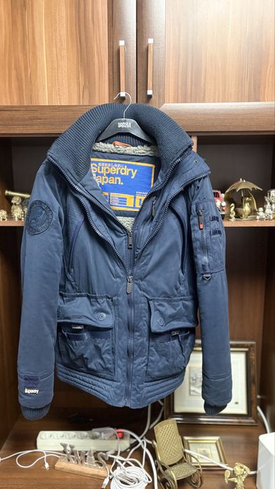 Geaca Superdry Marime L Albastru-Gluga-Foarte Caldursa-Stare F Buna-OK