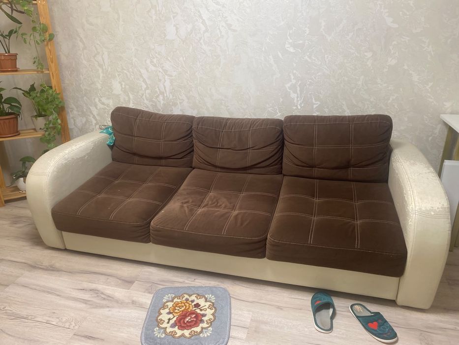 Диван для гостиной